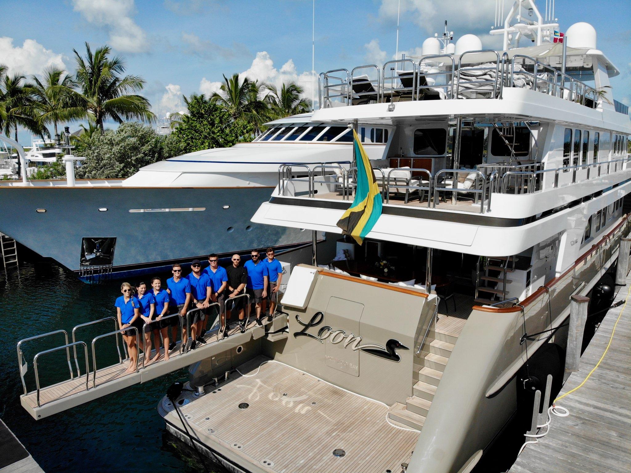 yacht loon crew